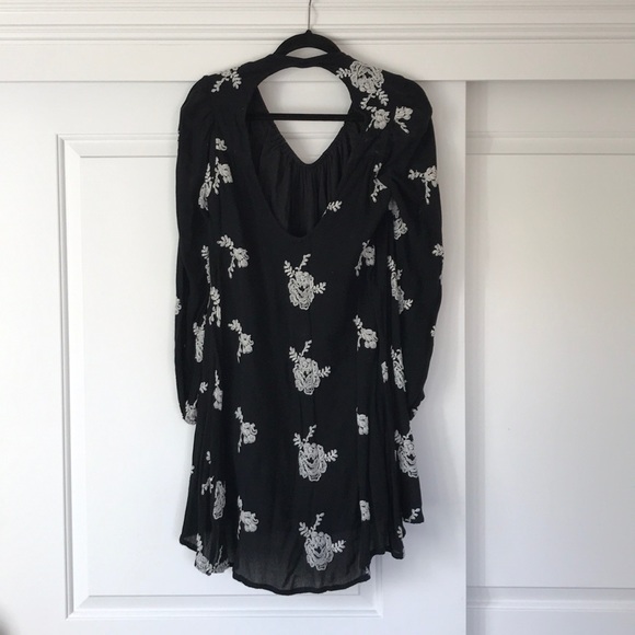 Free People - Picture 3 of 3